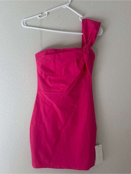American Threads Dresses & Skirts - American Threads One-Shoulder Fuchsia Tie-Shoulder Dress